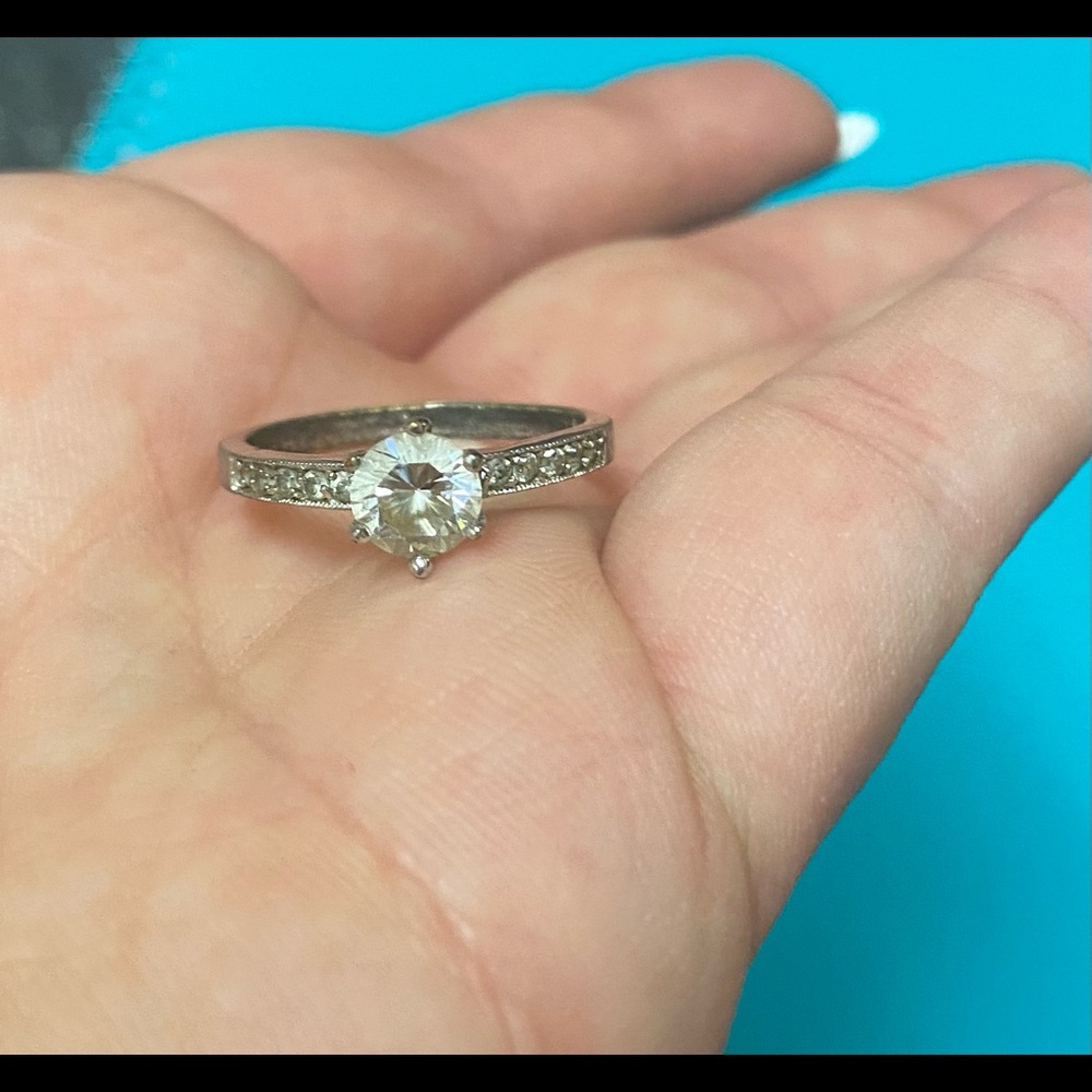 Ring size 8/9